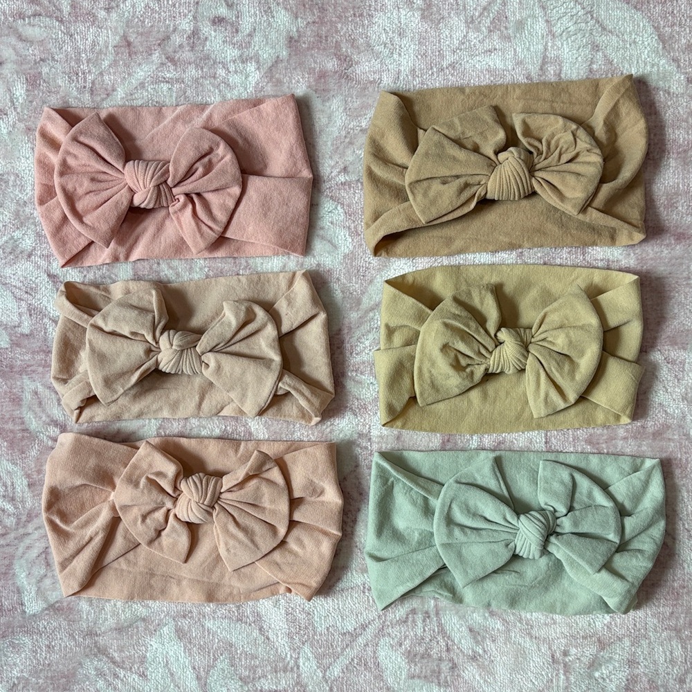 Newborn bows